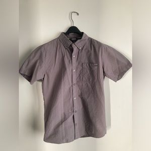 Medium, OUTDOOR RESEARCH Button down casual shirt!